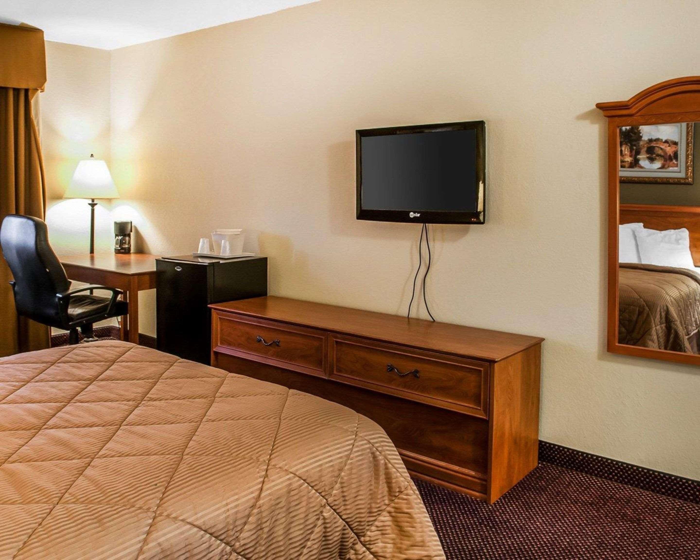 Rodeway Inn Espanola Εξωτερικό φωτογραφία
